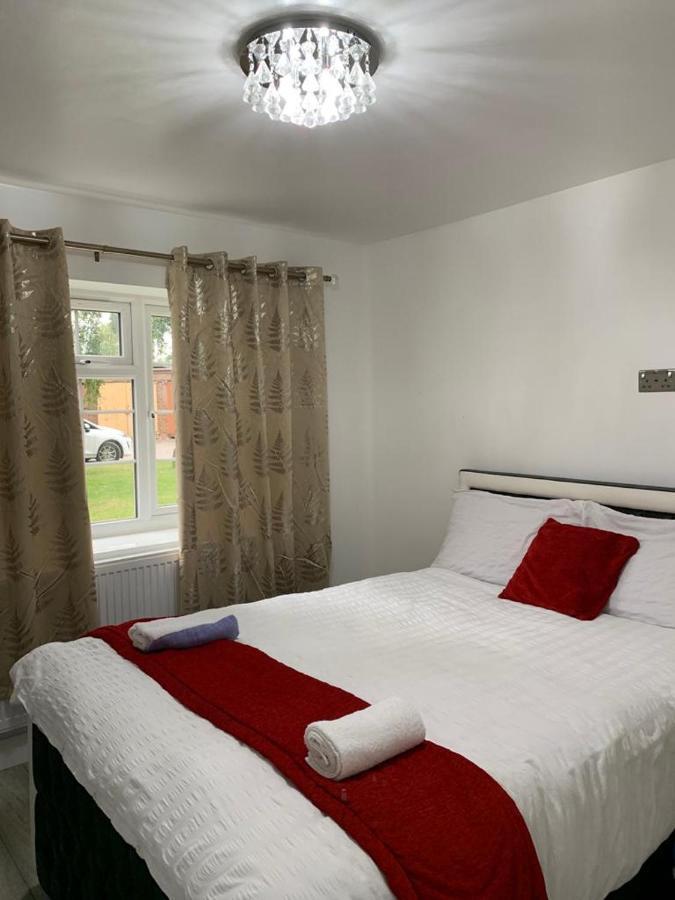 Uk Holiday Apartments 6 Birmingham Bagian luar foto